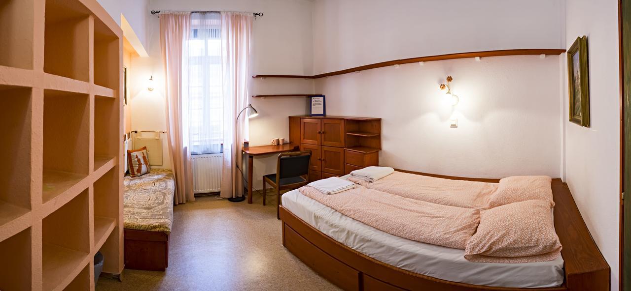 Santico Art Hotel And Hostel Budapest Eksteriør bilde