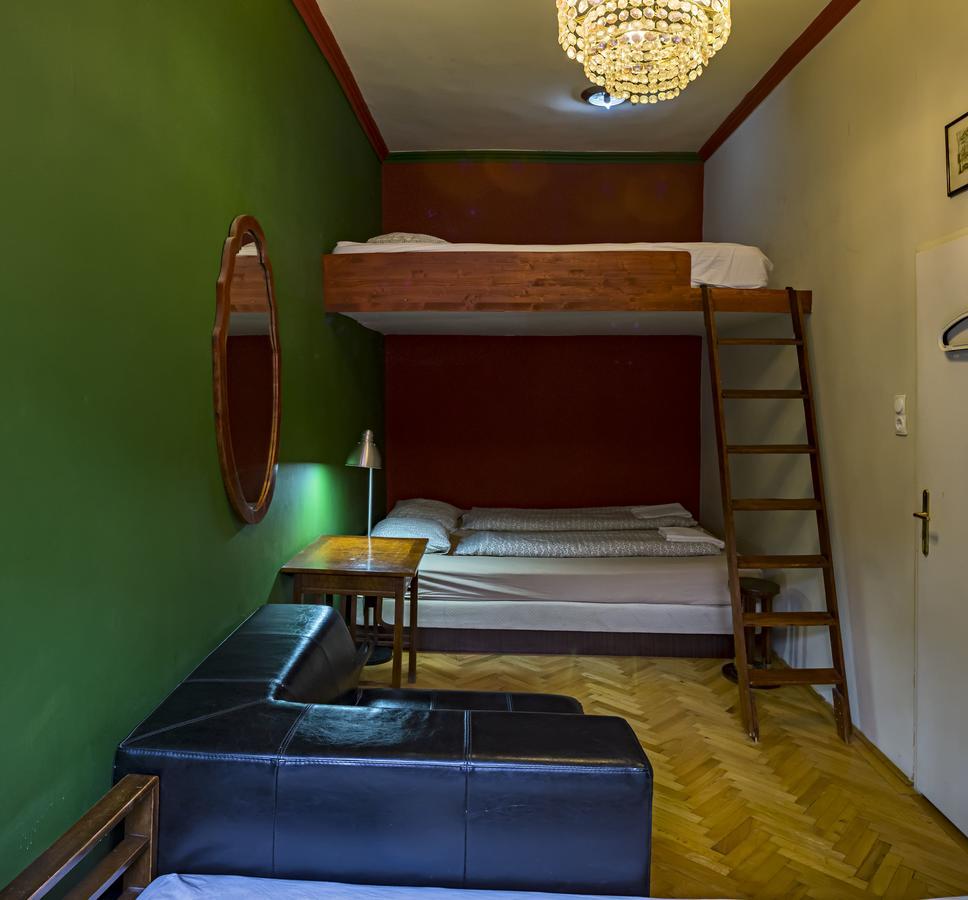 Santico Art Hotel And Hostel Budapest Rom bilde