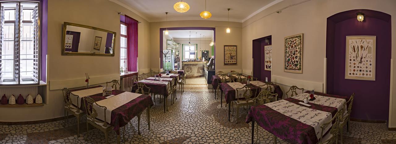 Santico Art Hotel And Hostel Budapest Eksteriør bilde