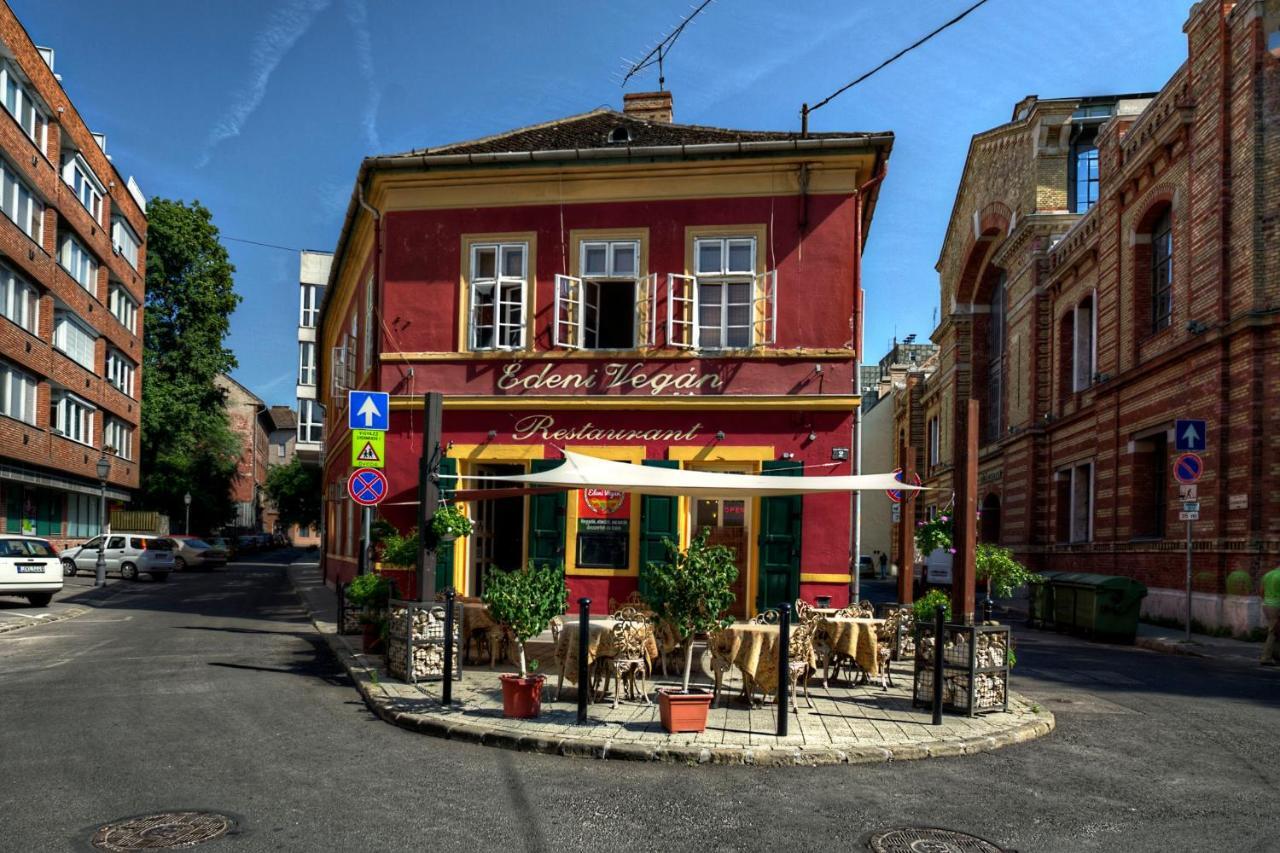 Santico Art Hotel And Hostel Budapest Eksteriør bilde